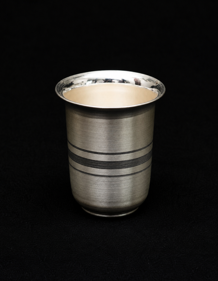 Pata Glass