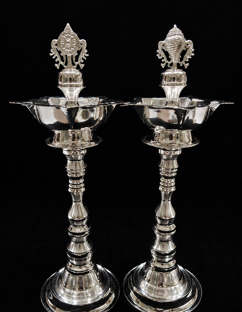 Casting ShakuCharam Lamp