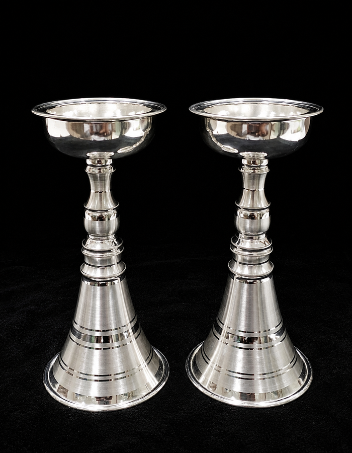 Cone Style Pata lamps