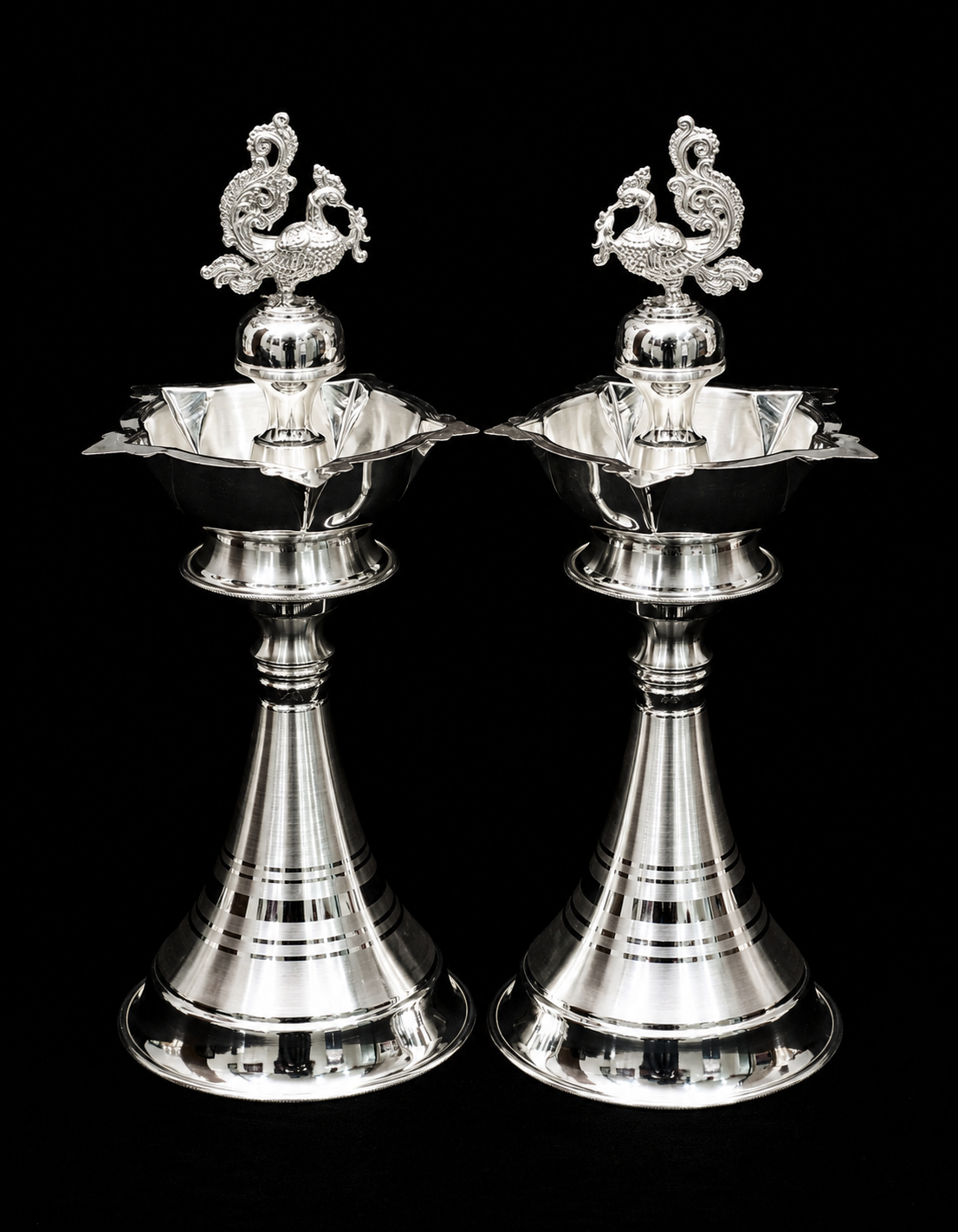 Cone Casting Hamsa lamps